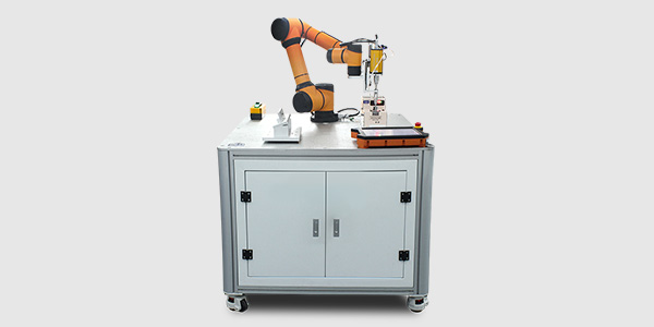鎖螺絲成自動化突破口，堅豐機器人螺絲機或迎市場爆發(fā)